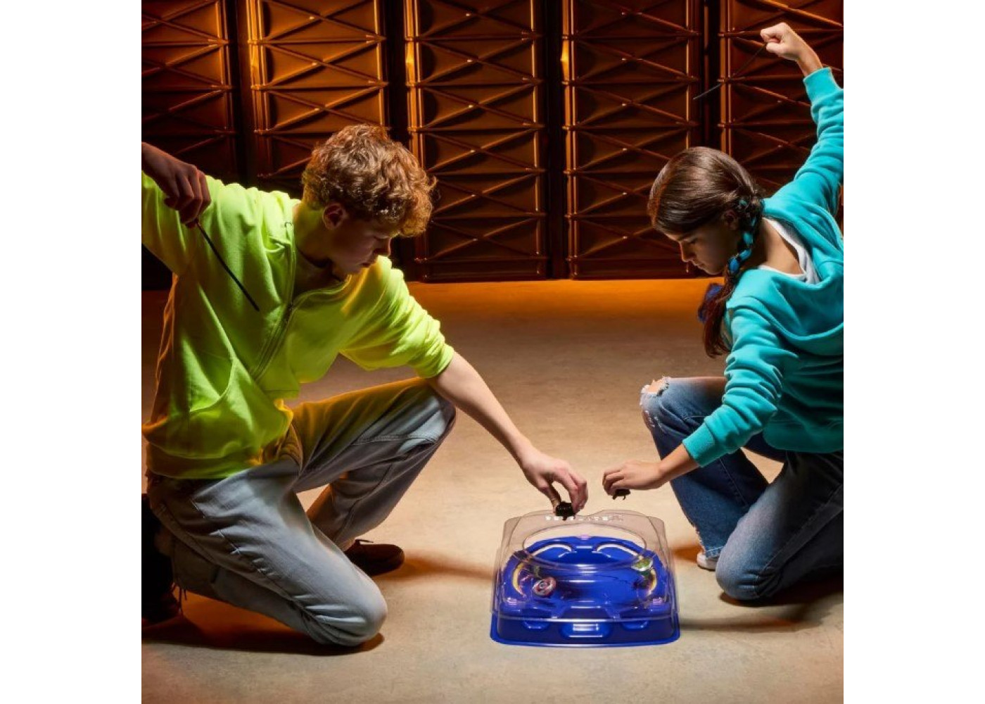 Набір Арена з Бейблейдами (Уцінка) Екстремальна битва Beyblade Arena X Drop Attack Battle Set Hasbro BG0842