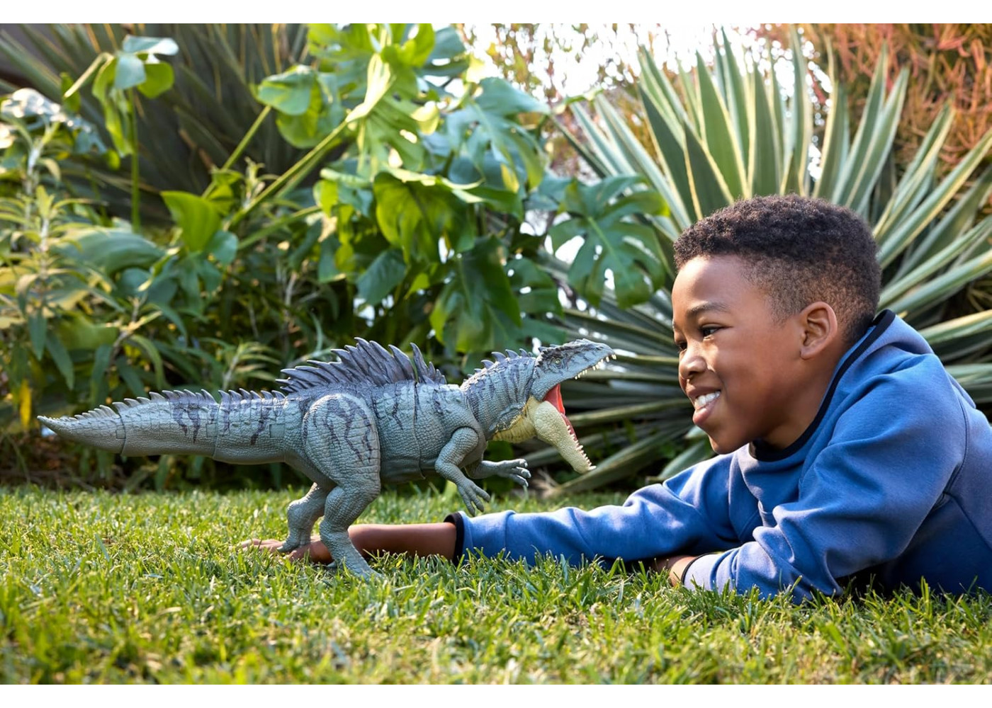 Динозавр Гіганотозавр 71 см Виживання Jurassic World Survival Colossal Attack Giganotosaurus Mattel JKG93