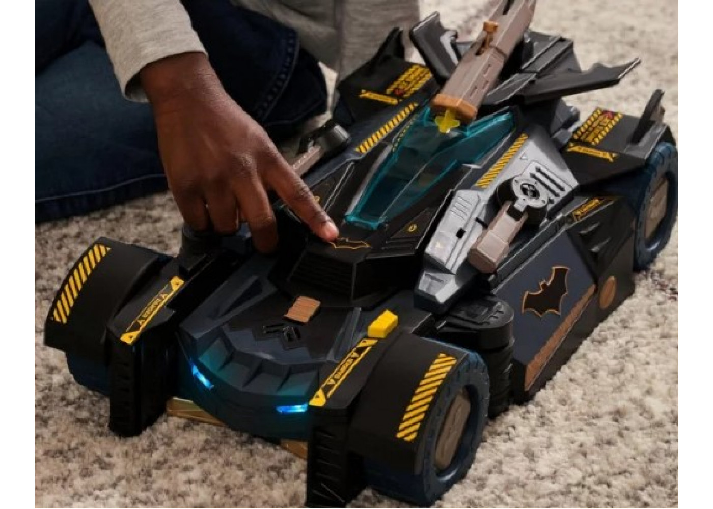 Набір (Прим'ята Коробка) Бетмобіль-Трансформер з фігуркою Бетмен Transforming Batmobile Spin Master B6070131