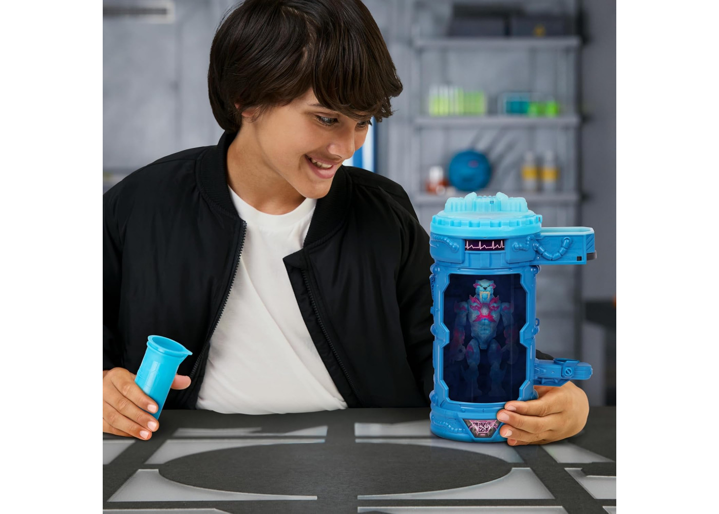 Фигурка Пантера Лаборатория Мистера Биста MrBeast Lab Experiment Create Lightning Panthert Moose Toys 25007