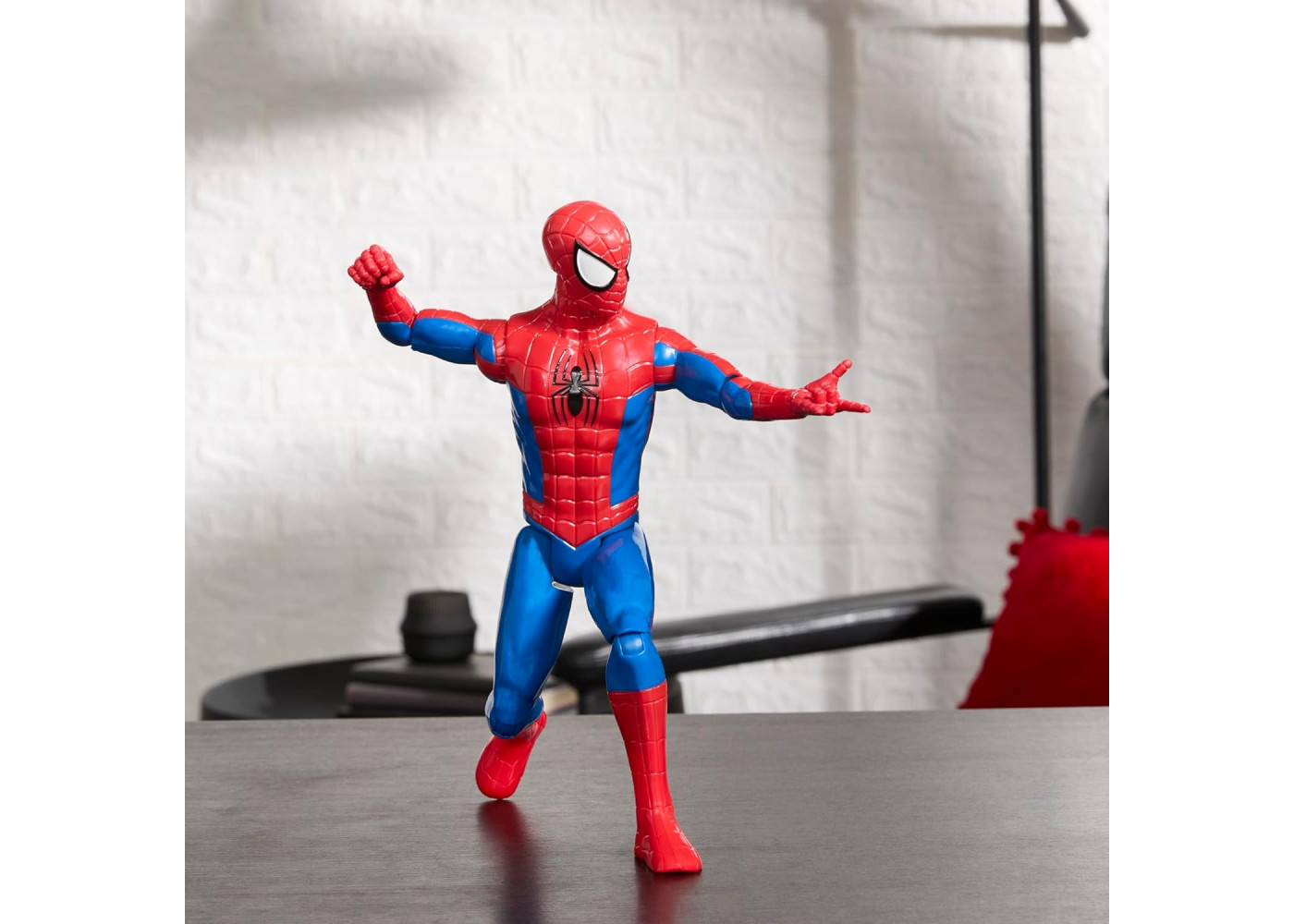 Фігурка Людина Павук 30 см Marvel Spider Man Titan Series Hasbro G2715