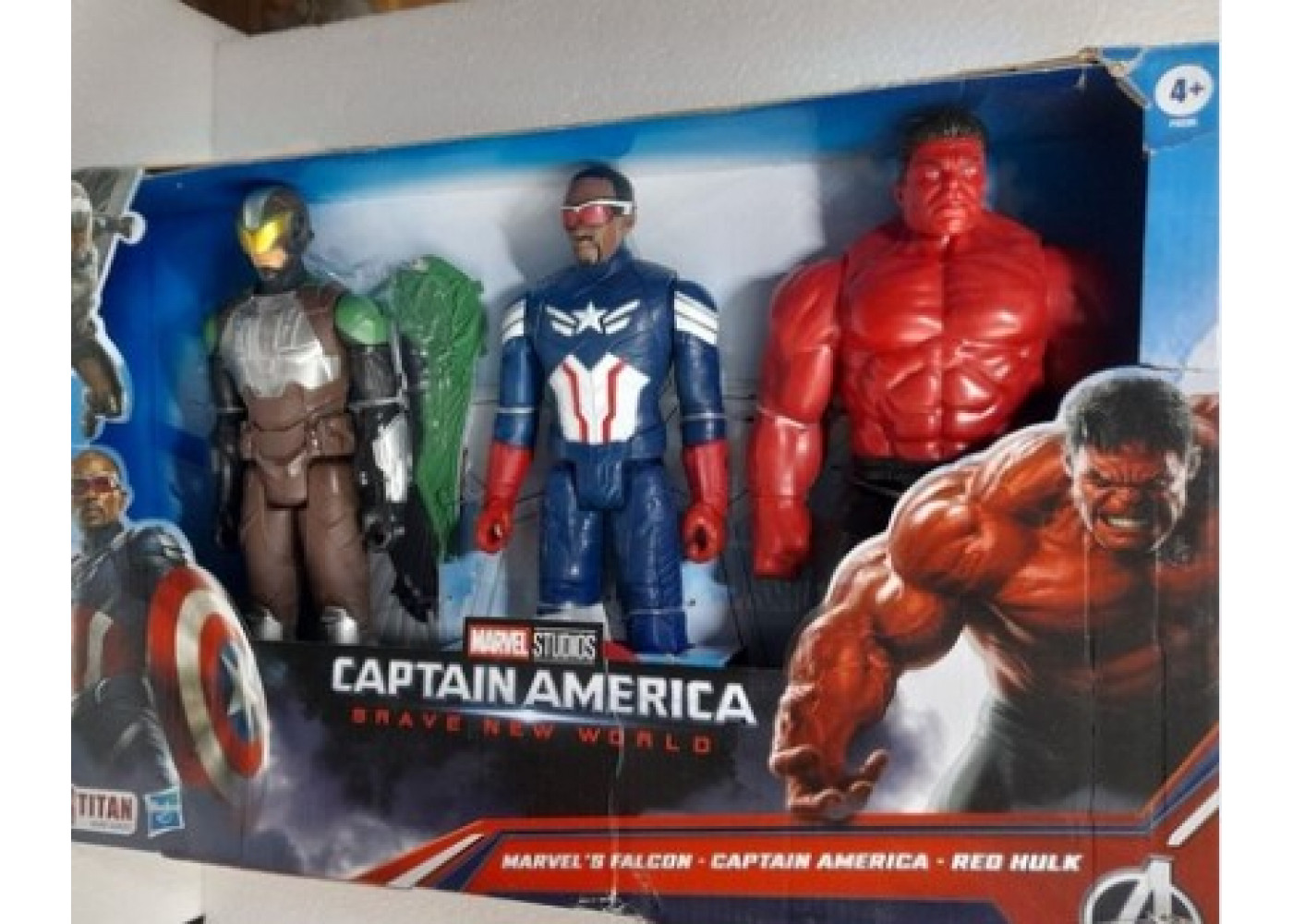 Набір Фігурок 30 см (Уцінка) Капітан Америка Сокіл та Червоний Халк Titan Hero Marvel Avengers Hasbro BF9295