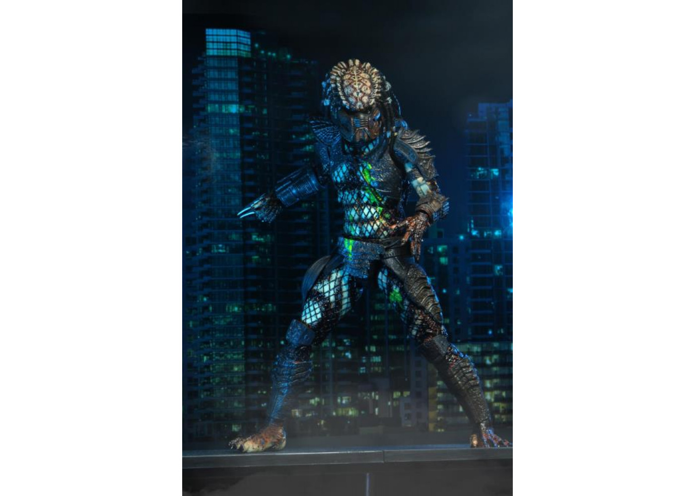 Фигурка Городской охотник с боевыми ранениями Predator 2 Ultimate Battle-Damaged City Hunter Neca 51428