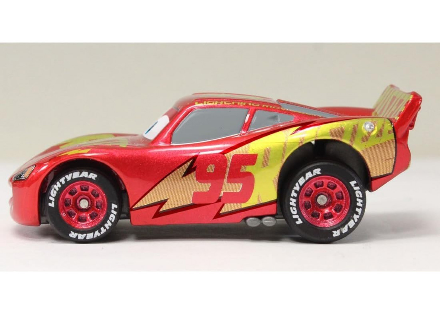 Машинка Метал Тачки Блискавка Маквін Disney Pixar Cars C-32 Tomica Lightning McQueen Takara Tomy 207025