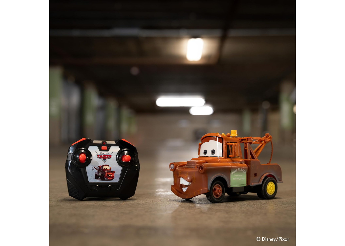 Машинка Тачки Матер 1:24 на Пульті Управління Disney Pixar Cars Tow Mater RC Jada Toys 36751