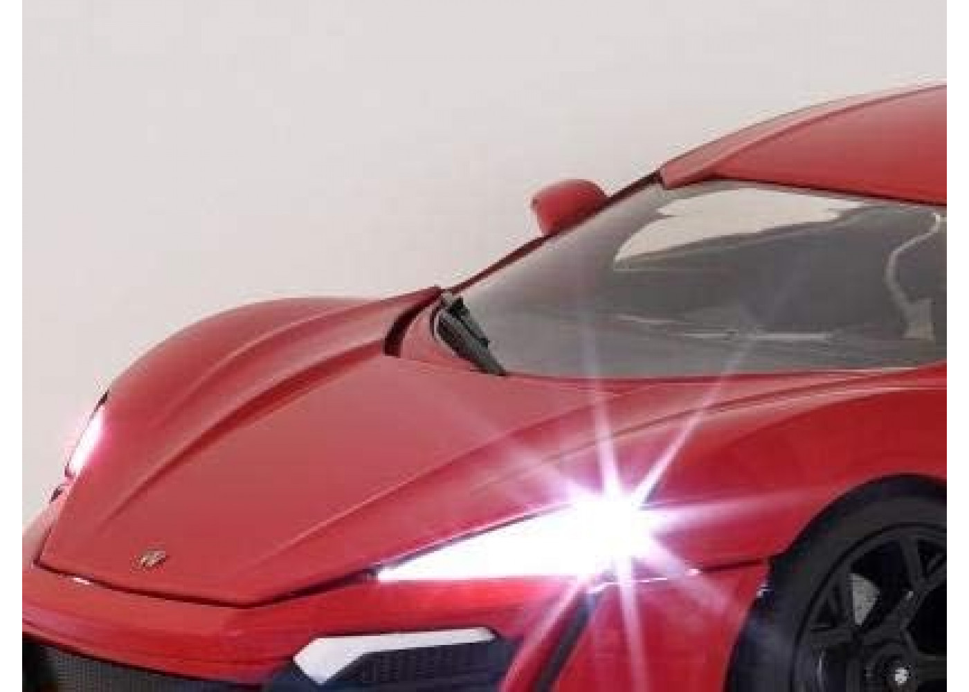 Машинка Ликан Гиперспорт с Фигуркой Доминика Форсаж 1:18 Dominic Toretto Lykan Hypersport Jada Toys 31140