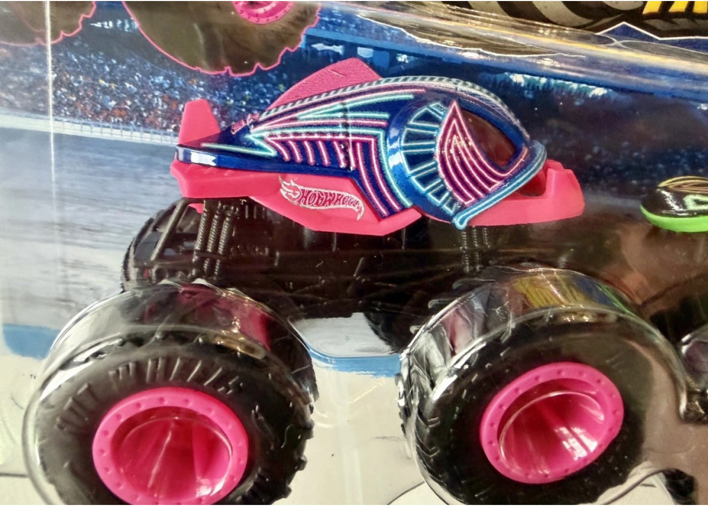 Машинки Хот Вілс Монстр Трак 1:64 Monster Trucks Piran-Ahhhh vs Shark Wreak Mattel JLV82