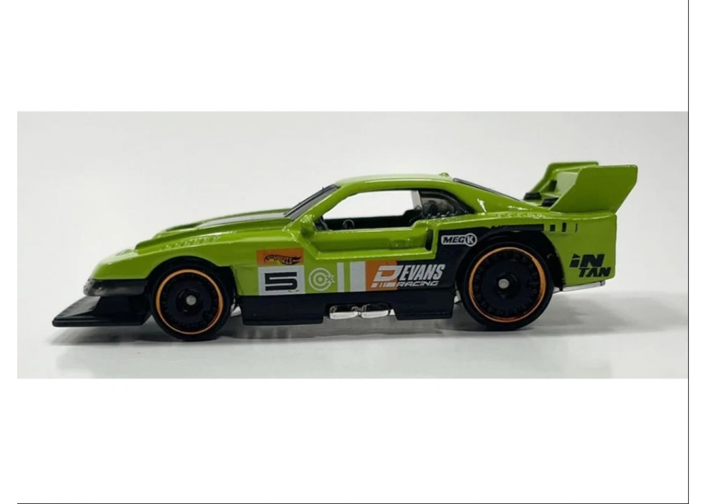 Набір Хот Вілс із 5 машинок Hot Wheels HW Retro Racers Mattel JBJ86