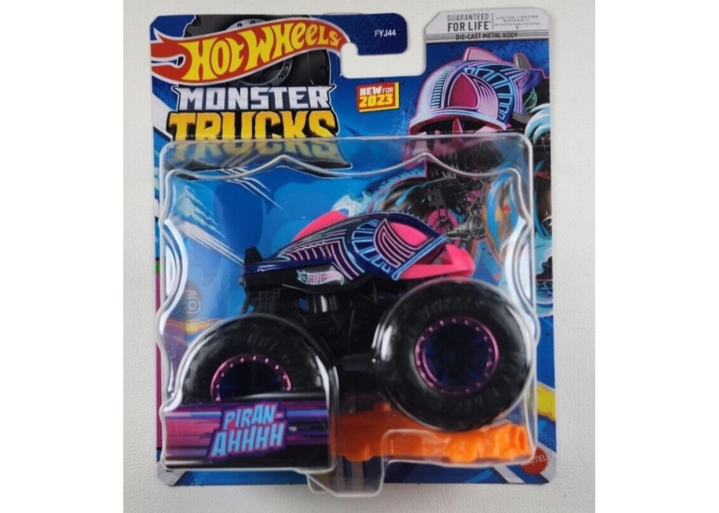 Машинка Хот Вилс Монстр Трак Monster Trucks Piran-Ahhhh Hot Wheels HLT03