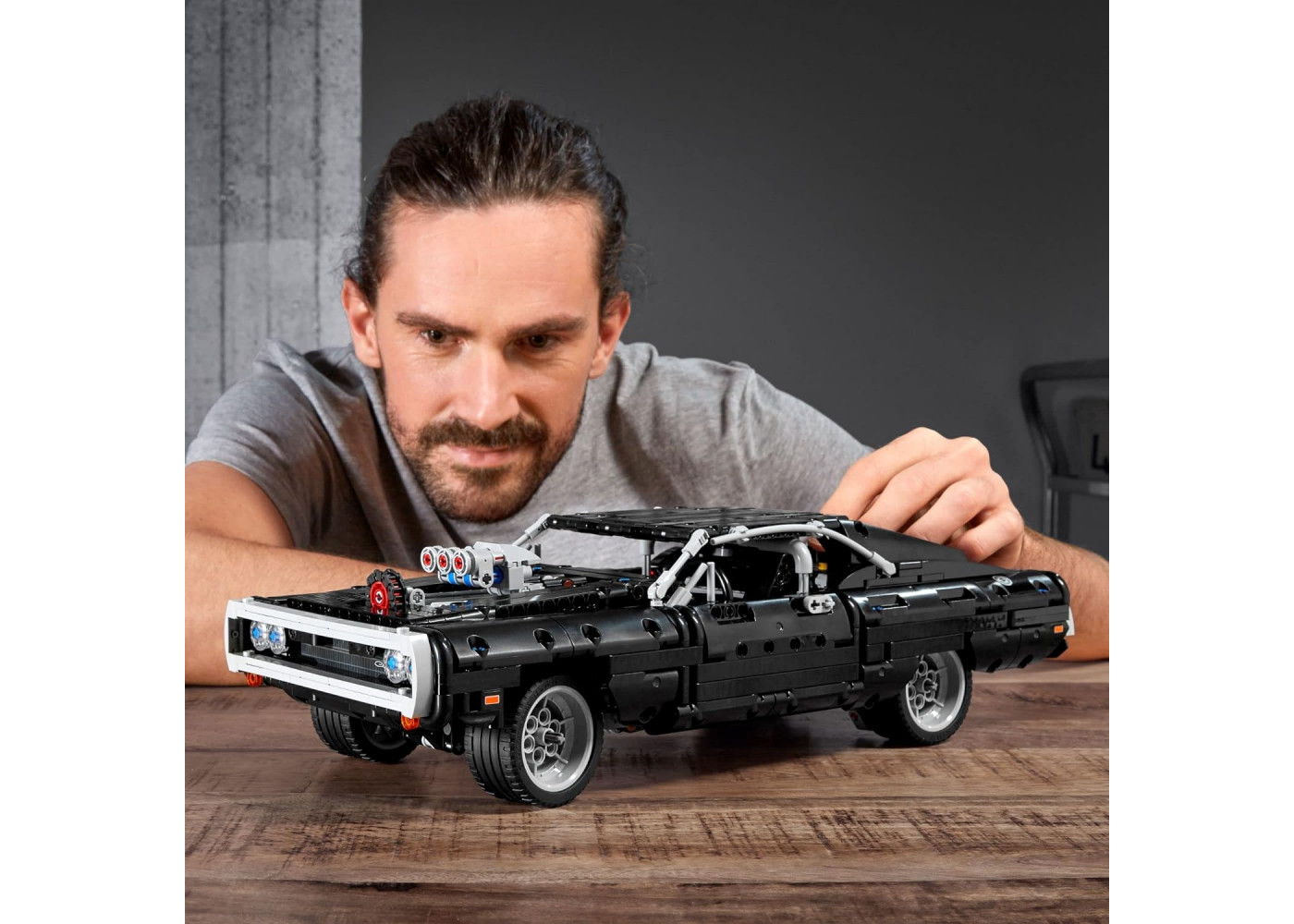 Конструктор Лего Техник Додж Чарджер Форсаж Lego Technic Dodge Charger Fast and Furious 42111