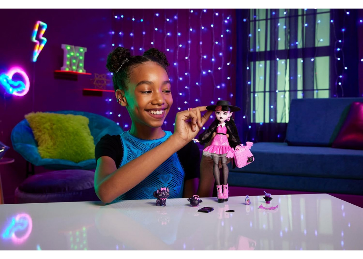 Кукла Монстер Хай Дракулаура с аксессуарами Monster High Draculaura Mattel HRP64