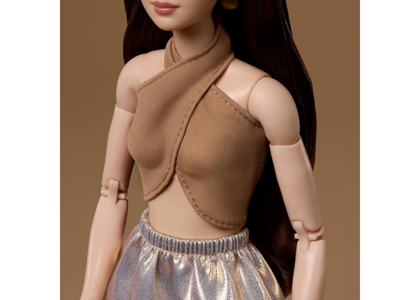 Кукла Барби Брюнетка Базовая Модель 06 Barbie Signature Basics Model 06 with Brunette Hair Mattel JJX25
