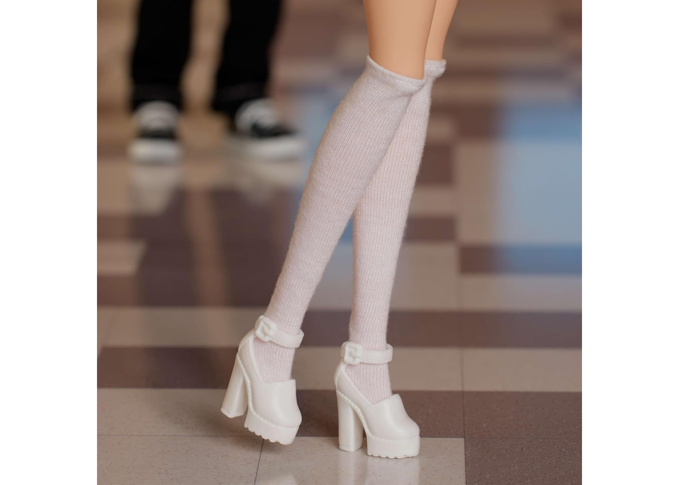 Лялька Барбі в образі Шер Горовіц із Фільму Безголові Barbie Signature Cher Clueless Mattel JBJ34