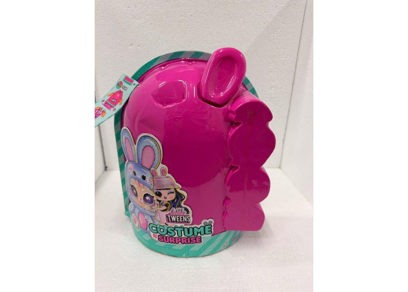 Кукла ЛОЛ Айя Черри (Уценка) LOL Surprise Tweens Costume Surprise Aya Cherry Blue Bunny Pet MGA B504054