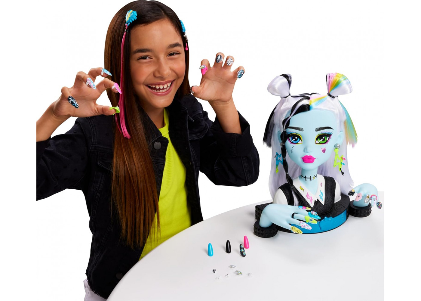 Манекен Монстер Хай Френкі Штейн для Стайлінгу Monster High Frankie Stein Head for Hairstyling Mattel HRP71