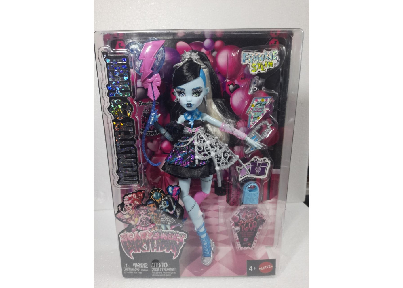Лялька Монстер Хай Френкі (Уцінка) Солодкий День Народження Monster High Frankie Stein Birthday Mattel BJBG75