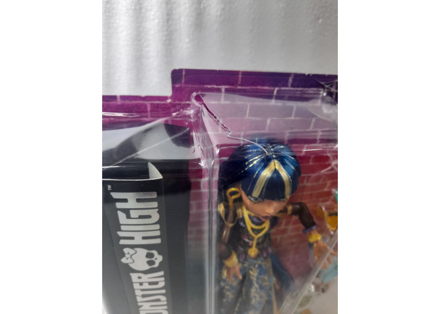 Лялька Монстер Хай (Уцінка) Клео Де Ніл Monster High Cleo De Nile Mattel BJHK32
