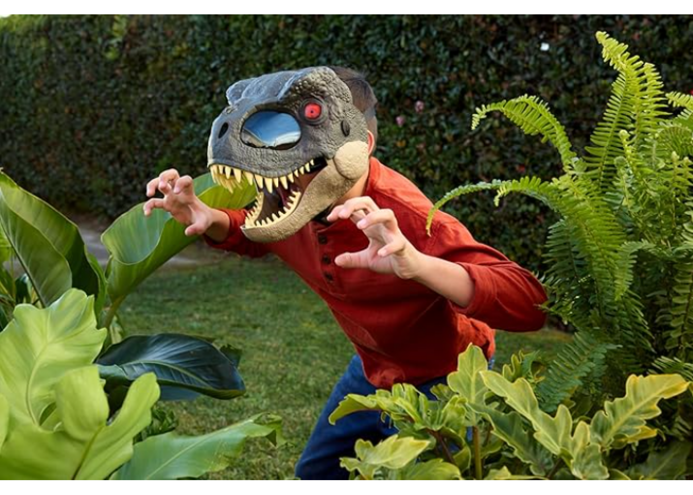 Маска Динозавр Тираннозавр Рекс с движимой челюстью звук и свет Jurassic World T-Rex Rage N Roar Mattel JGW41