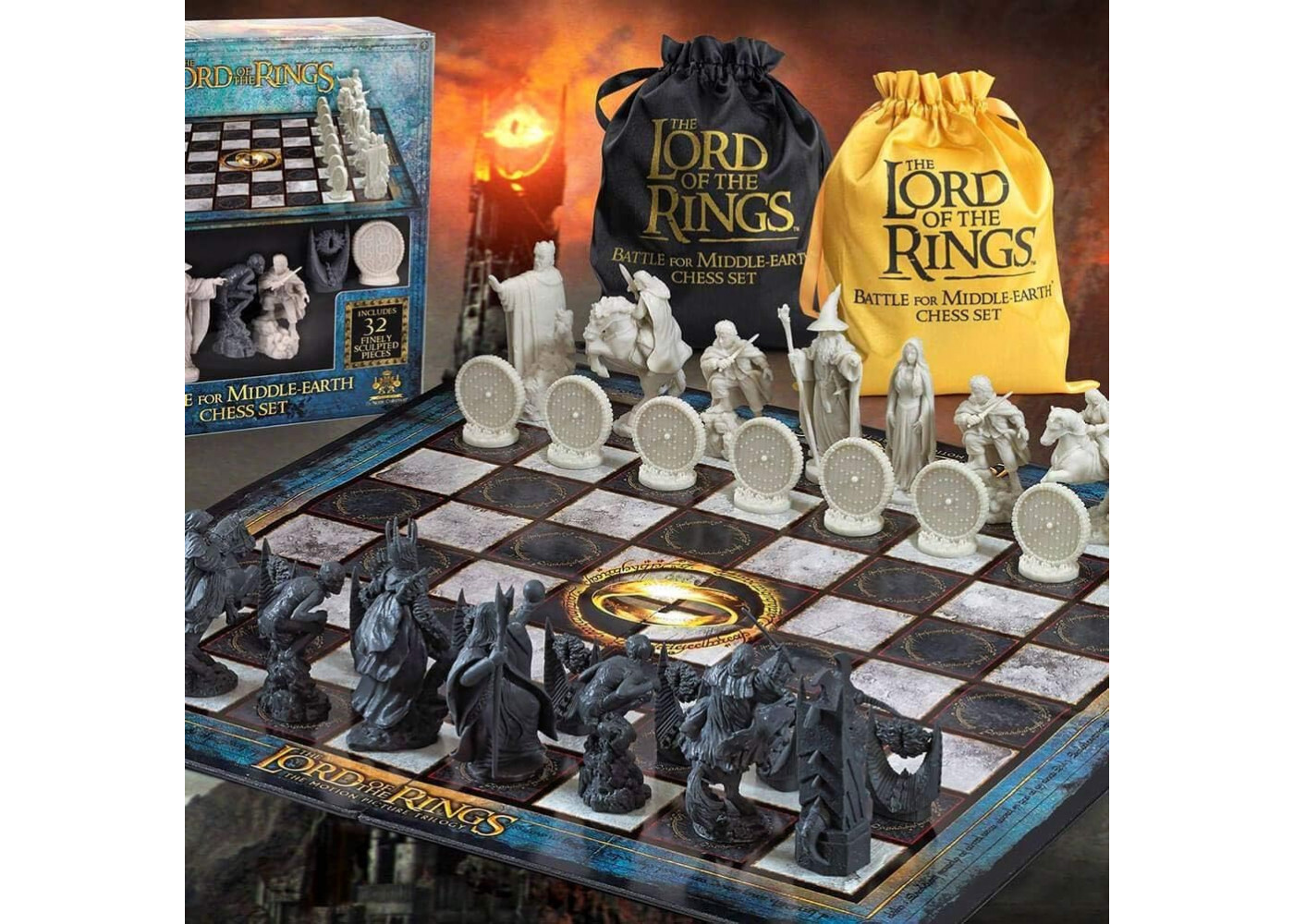 Шахи (Уцінка) Володар Перснів The Lord of The Rings Chess Set The Noble Collection BNN2174