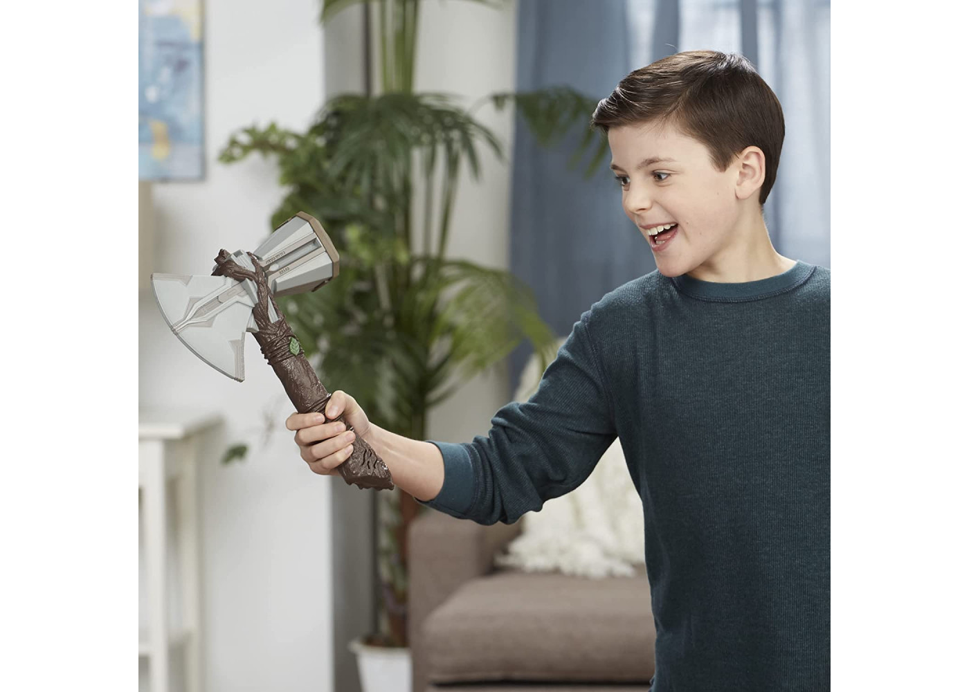 Молот Тора Секира со Звуком Грома Marvel Thor Stormbreaker Hasbro F3357