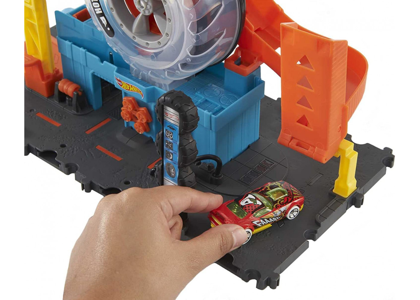 Трек Хот Вилс Трюки на Шиномонтаже Hot Wheels City Super Twist Tire Shop Mattel HDP02