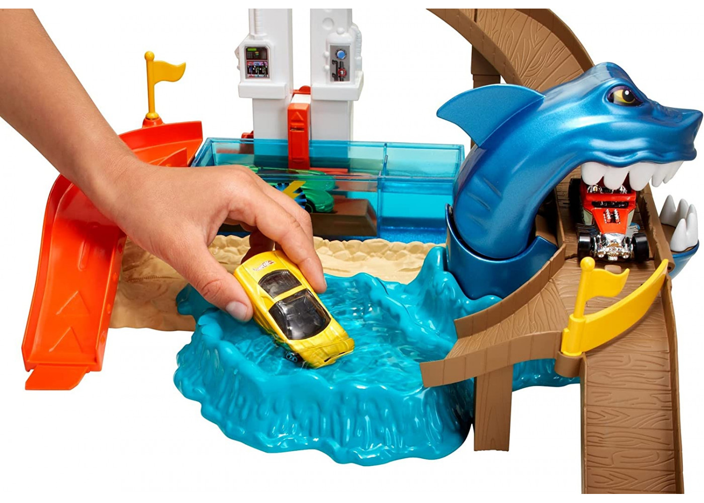 Трек Хот Вилс Измени Цвет охота на Акулу Hot Wheels Color Shifters Sharkport Showdown Mattel BGK04