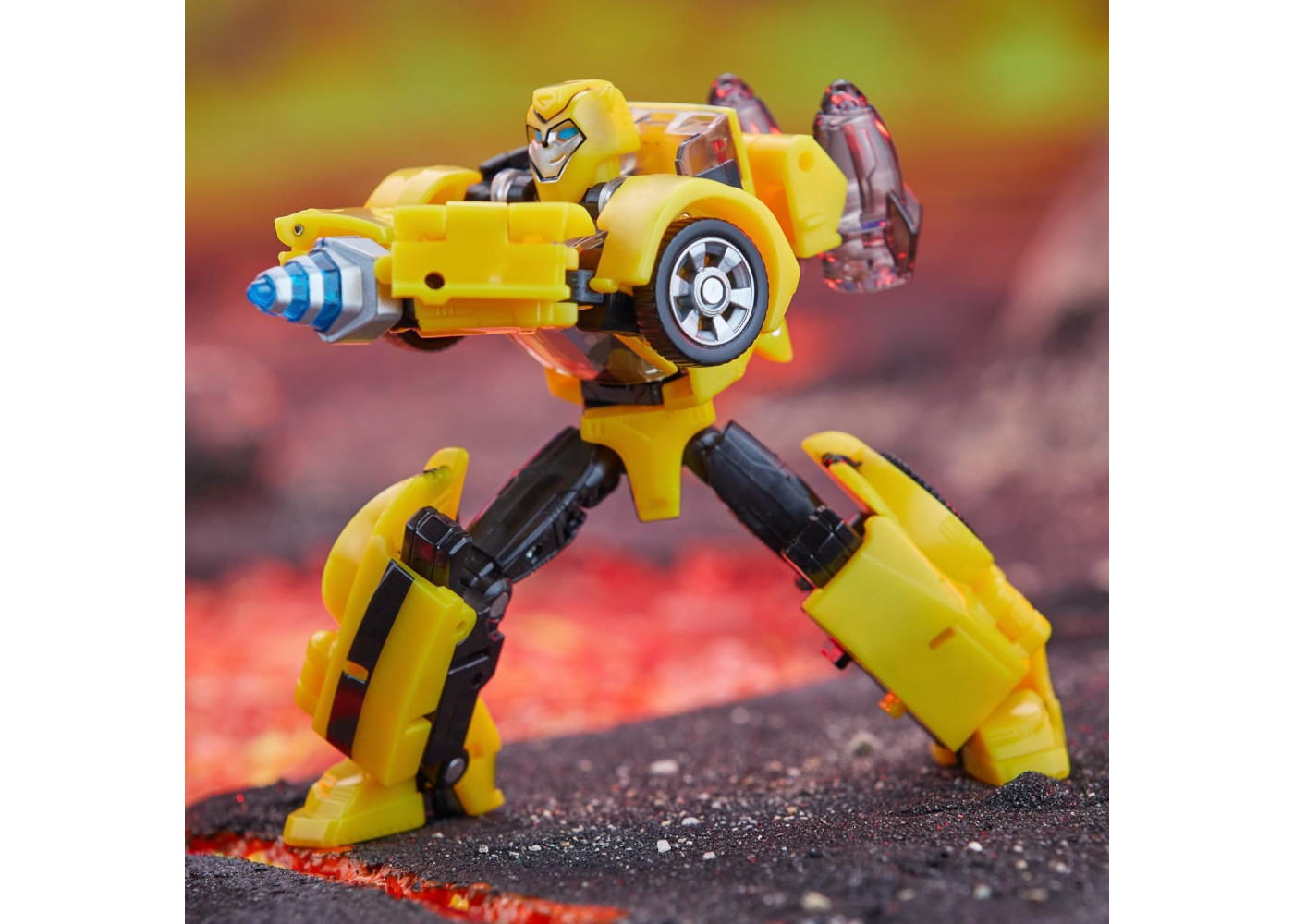 Трансформер Бамблбі Transformers Legacy Deluxe Class Bumblebee Hasbro F8524