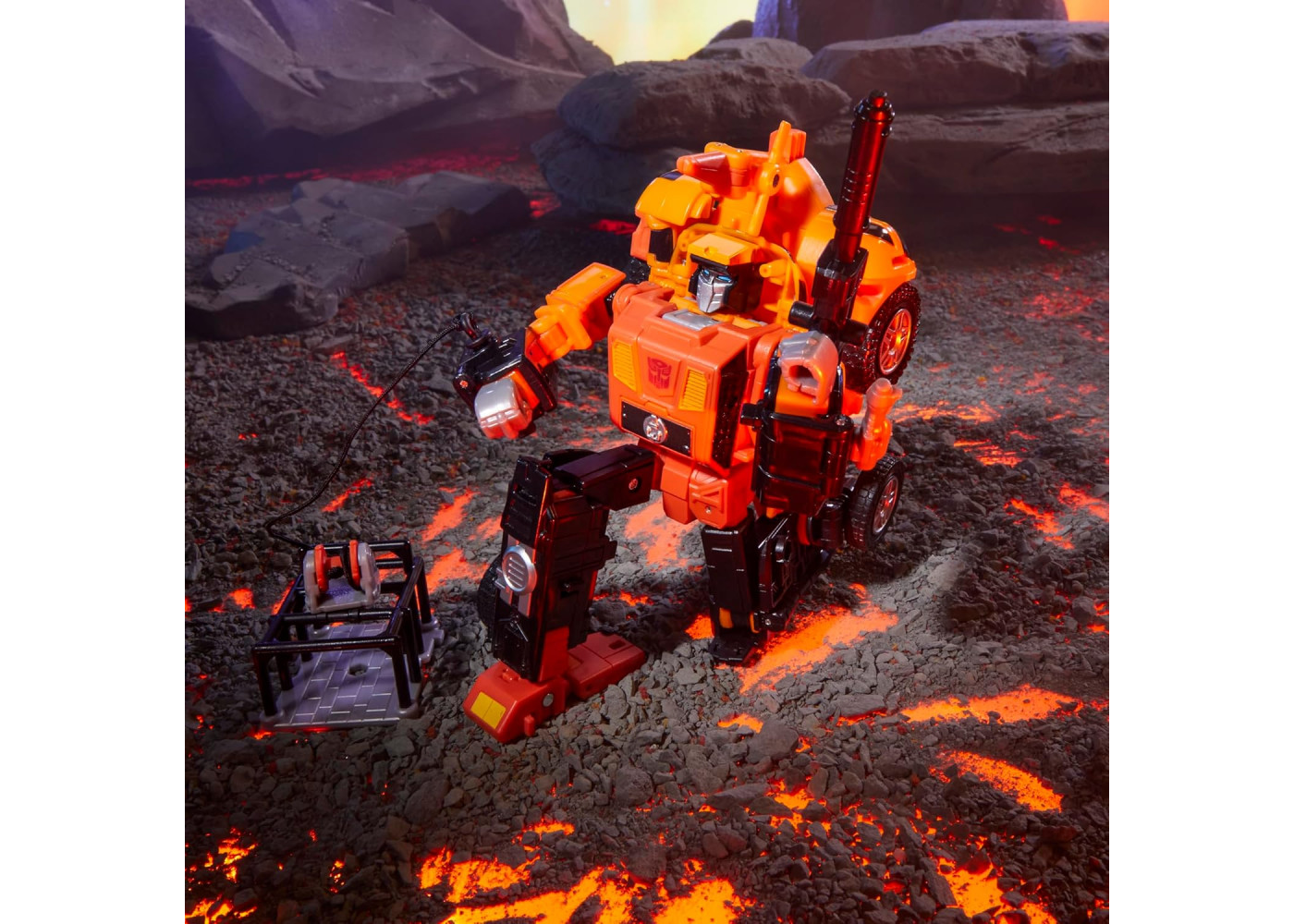 Трансформер Сандсторм Вертолет Песчаная Буря G1 Triple Changer Sandstorm Hasbro F8551