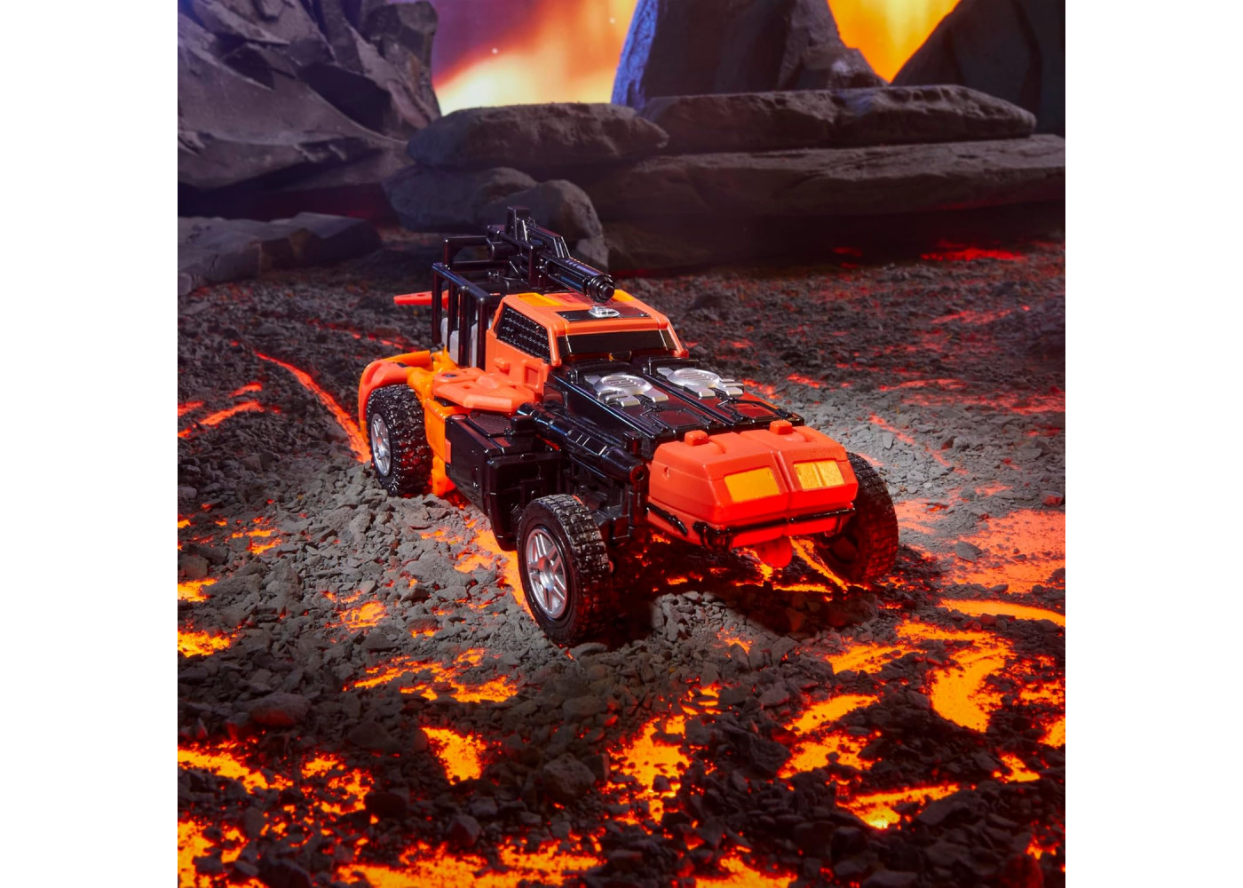 Трансформер Сандсторм Вертолет Песчаная Буря G1 Triple Changer Sandstorm Hasbro F8551