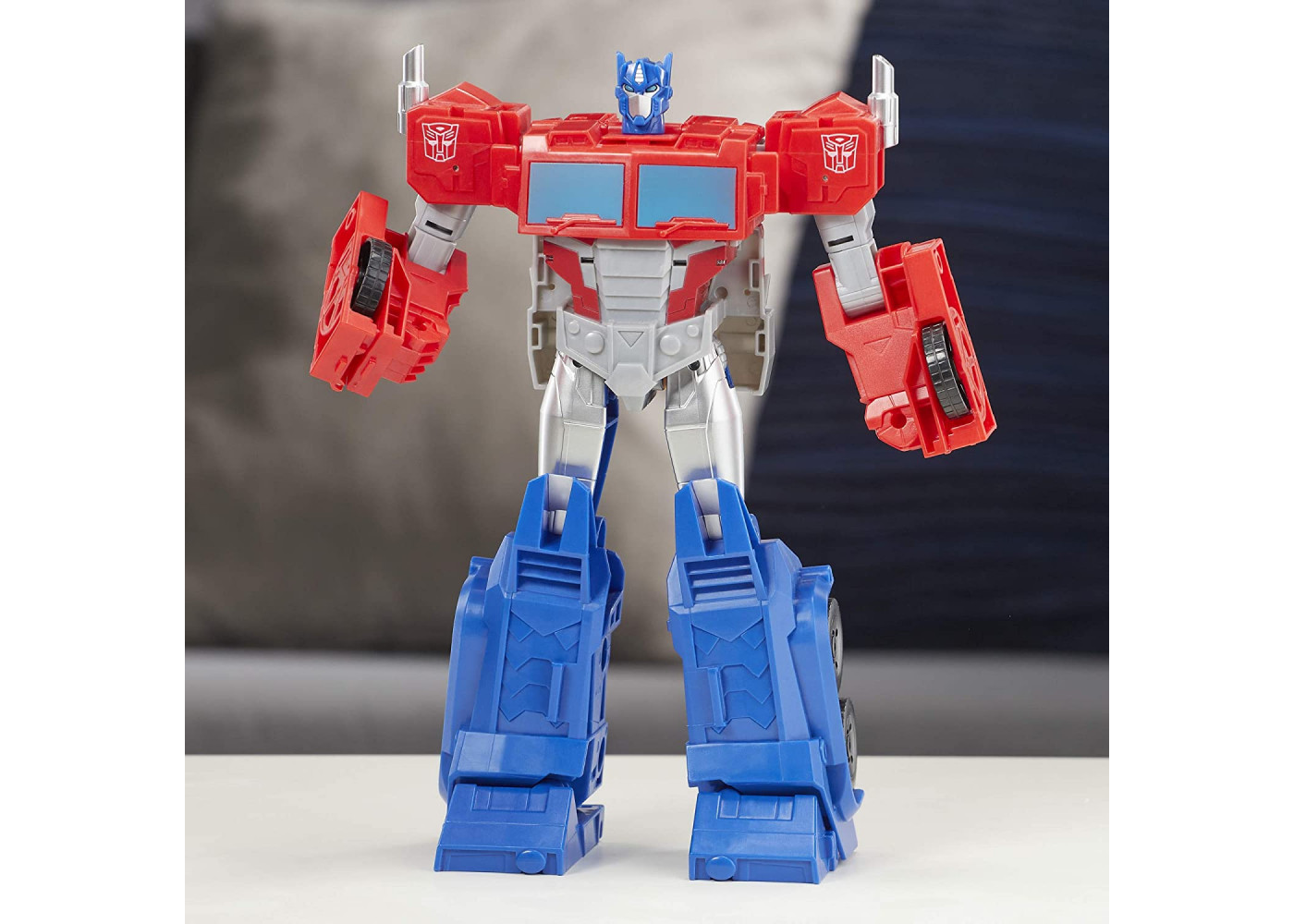 Трансформер Оптимус Прайм 28 см Искрящаяся Броня Transformers Optimus Prime Cyberverse Spark Armor Hasbro E4218