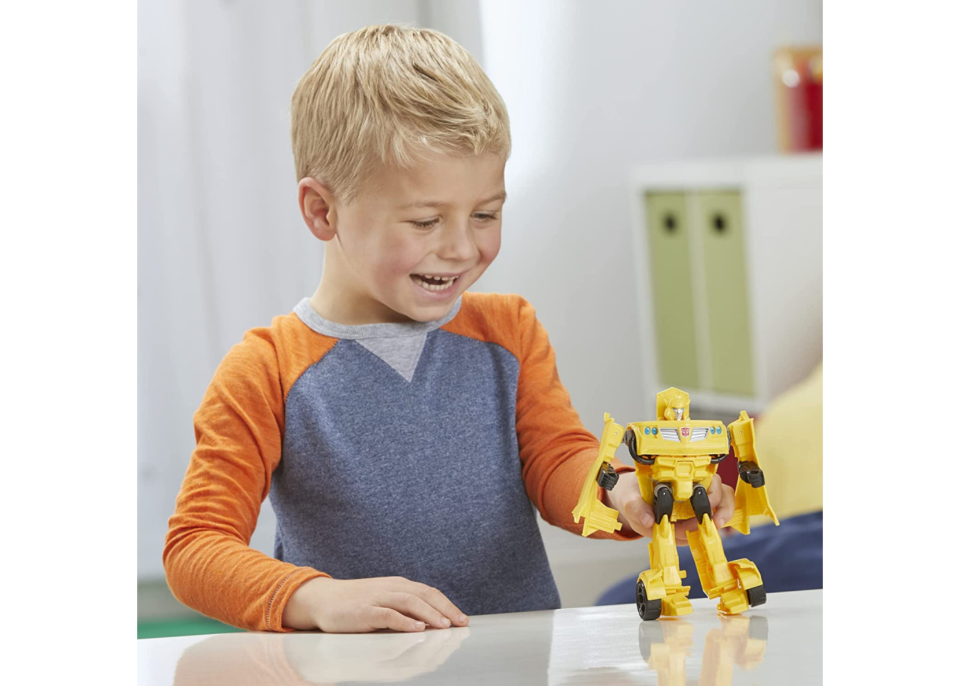 Трансформеры Бамблби и Старскрим Transformers Bumblebee and Starscream Hasbro F5443