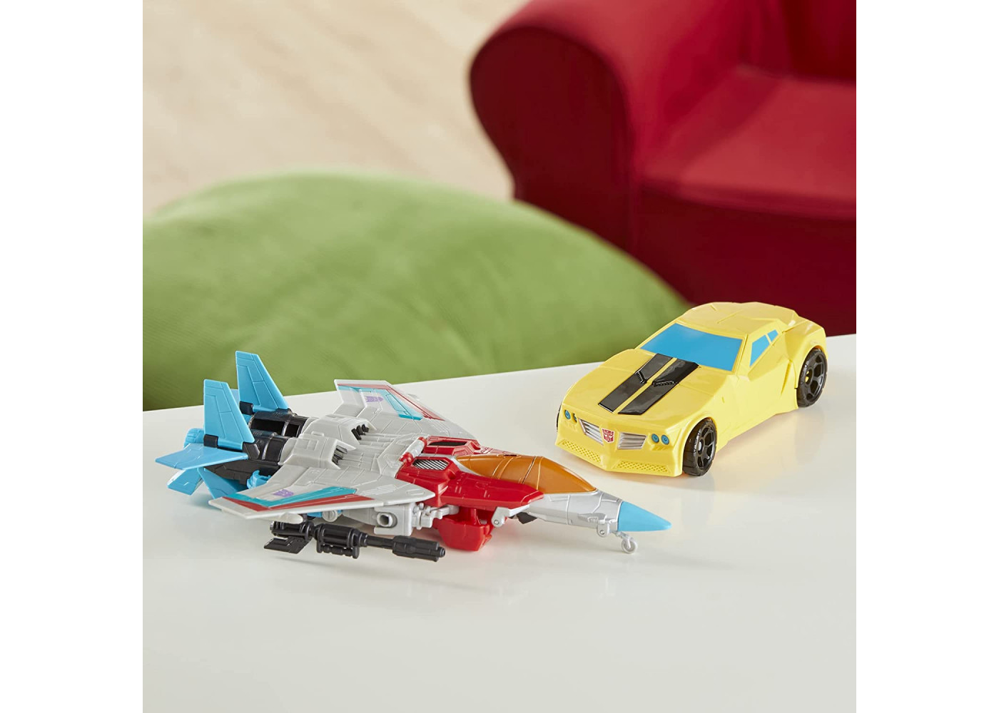 Трансформеры Бамблби и Старскрим Transformers Bumblebee and Starscream Hasbro F5443