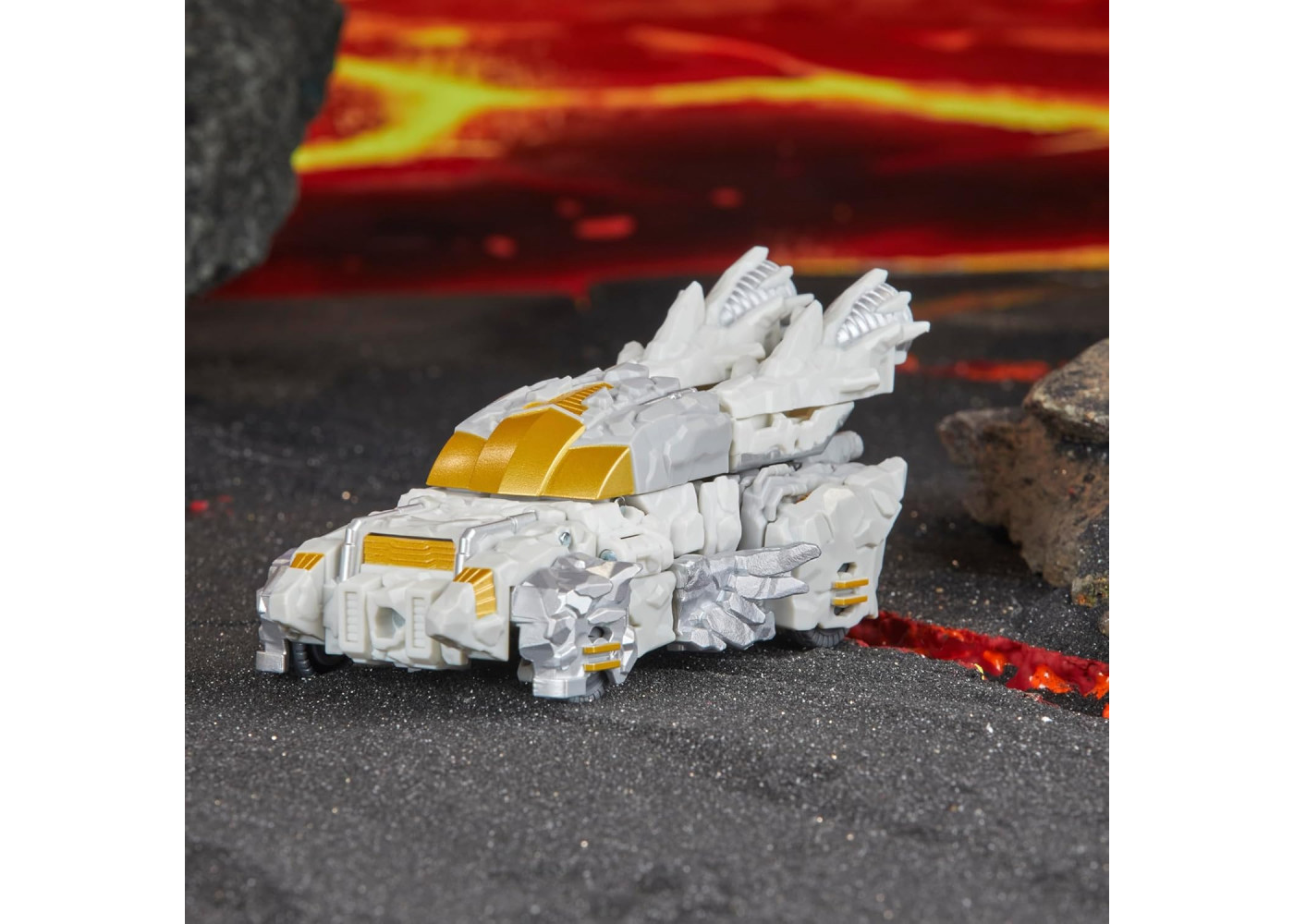 Трансформер Нуклеос Спадщина Transformers Legacy United Deluxe Class Nucleous Hasbro F8533