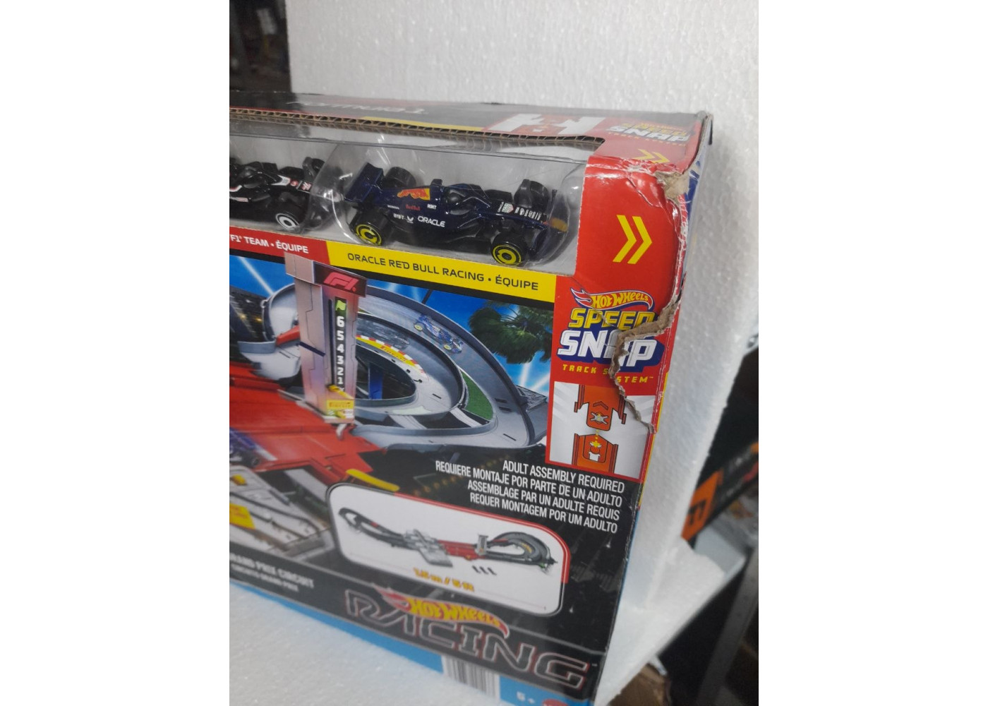 Трек Хот Вілс Формула 1 та 3 машинки (Уцінка) Hot Wheels Formula 1 Grand Prix Circuit Track Mattel BJDY16