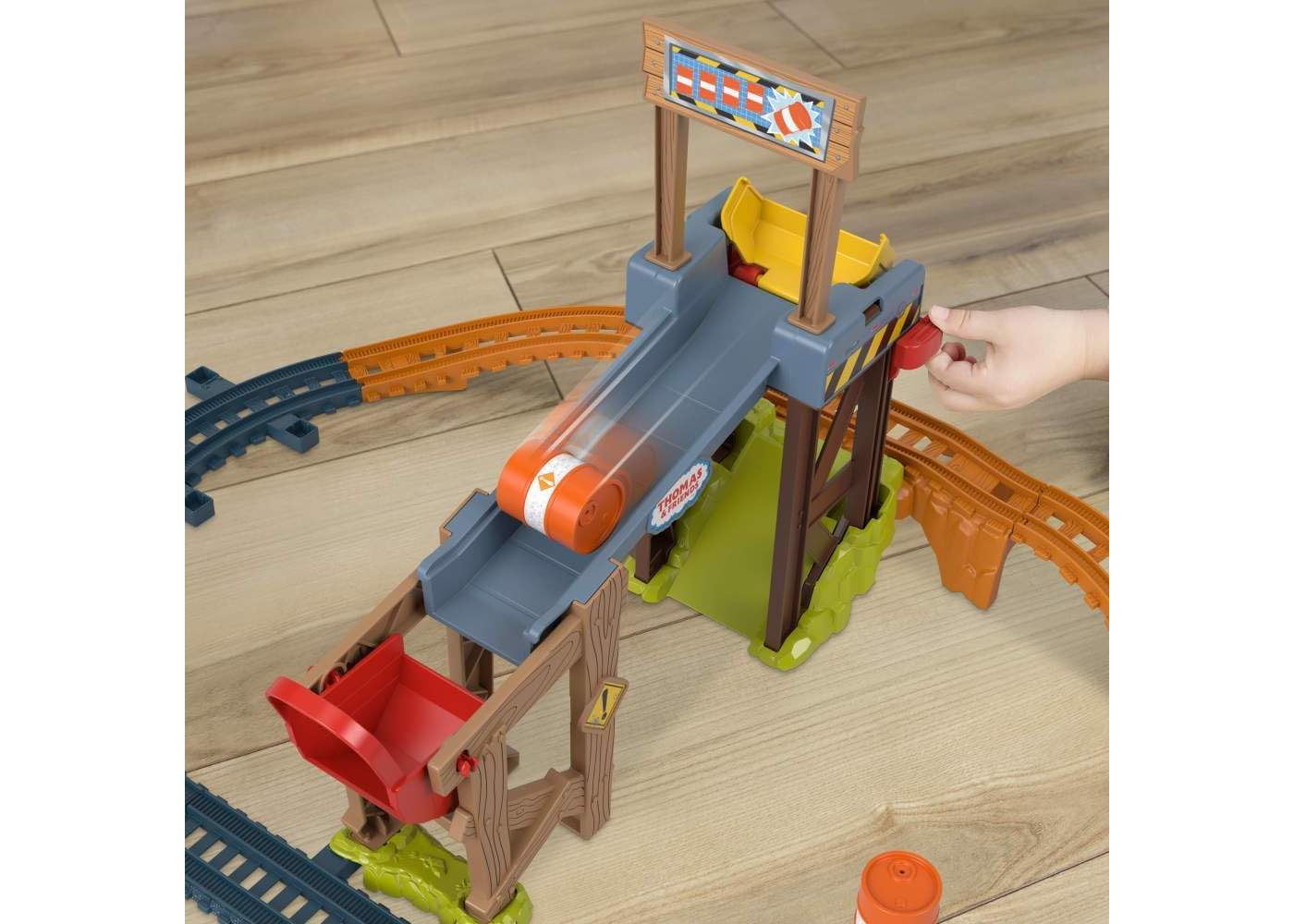 Игровой Набор Паровозик Томас Приключения Дизеля на Строительстве Thomas and Friends Diesel’s Lift Load Fisher-Price JBW20